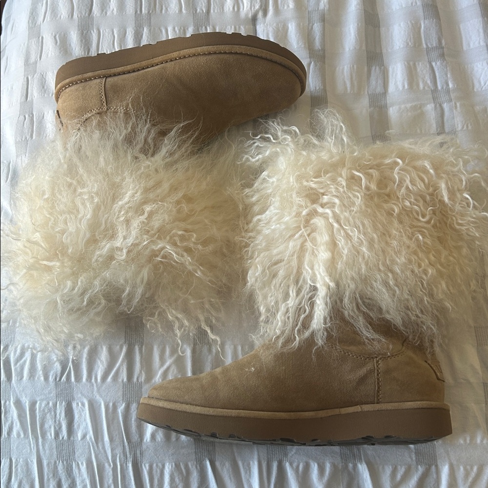 NEW ugg Mongolian lida boots size 6